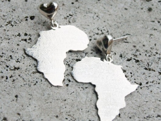 Boucles d’oreilles Africa en argent avec fermoir en forme de cœur (cod.OR.AG.61)