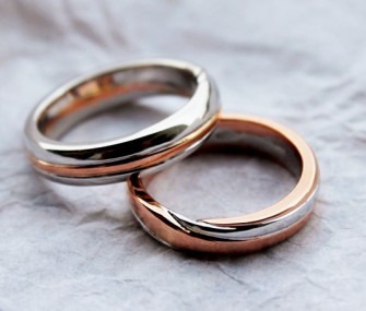 MOEBIUS WEDDING RINGS IN WHITE AND PINK GOLD (Cod. FN.AU.14)