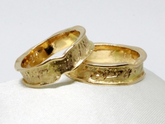 ANCIENT WEDDING RINGS (COD. FN.AU.32)