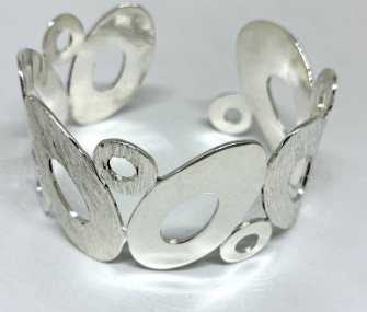 BRACCIALE IN ARGENTO CON OVALI VERTICALI SATINATI E LISCI (COD. BR.AG.52)